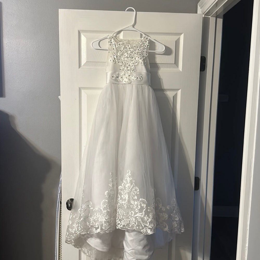 Girls Dress -Formal-Long Lace Flower/Girl - Size 7 -Color:White-See Size Chart
